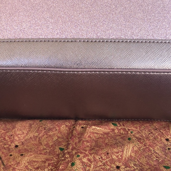 🎊🎉HOST PICK🎉🎊 NWT Stunning Glittery Kate Spade ♠️ Lilac Frost Purse 👛 - Picture 5 of 17